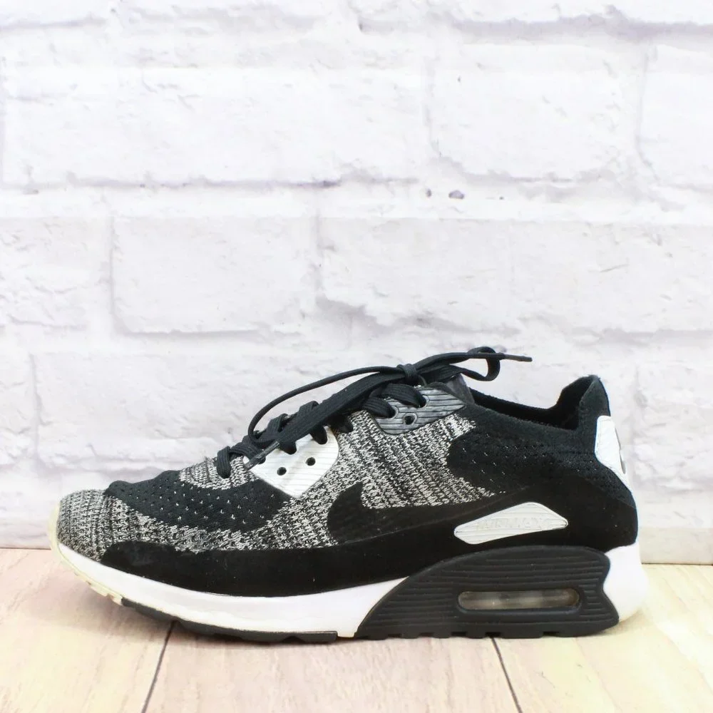 *Nike Air Max Black Flyknit Lace-up Low Top Athletic Sneakers Shoes Size - Picture 1 of 9